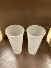 将图片加载到图库查看器，Plastic Bubble Tea Cup Polished (700ml/24oz) (500 cups).
